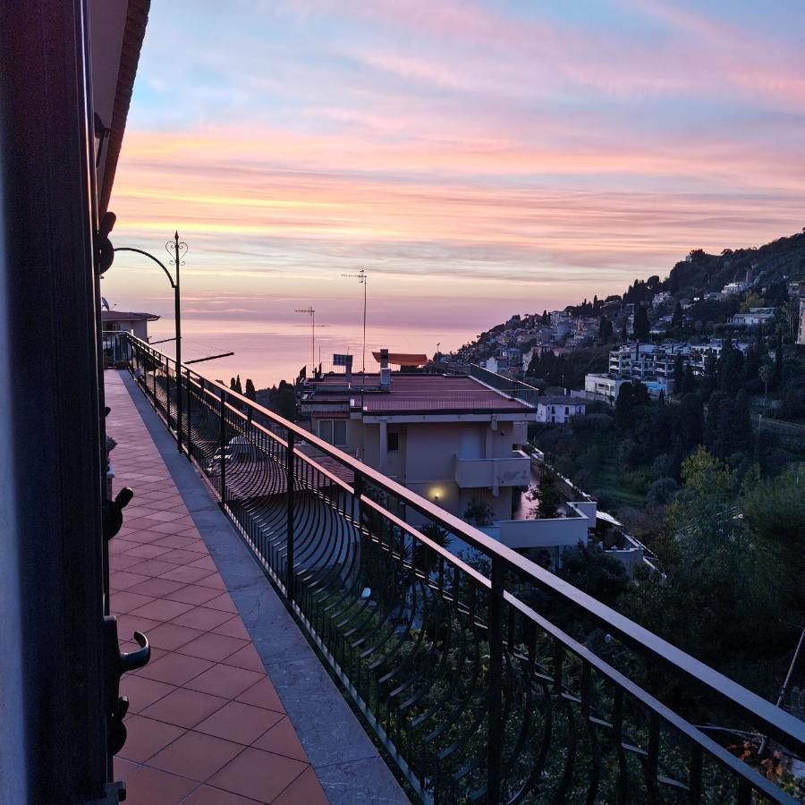 Casa vacanze La Perla Taormina Esterno foto